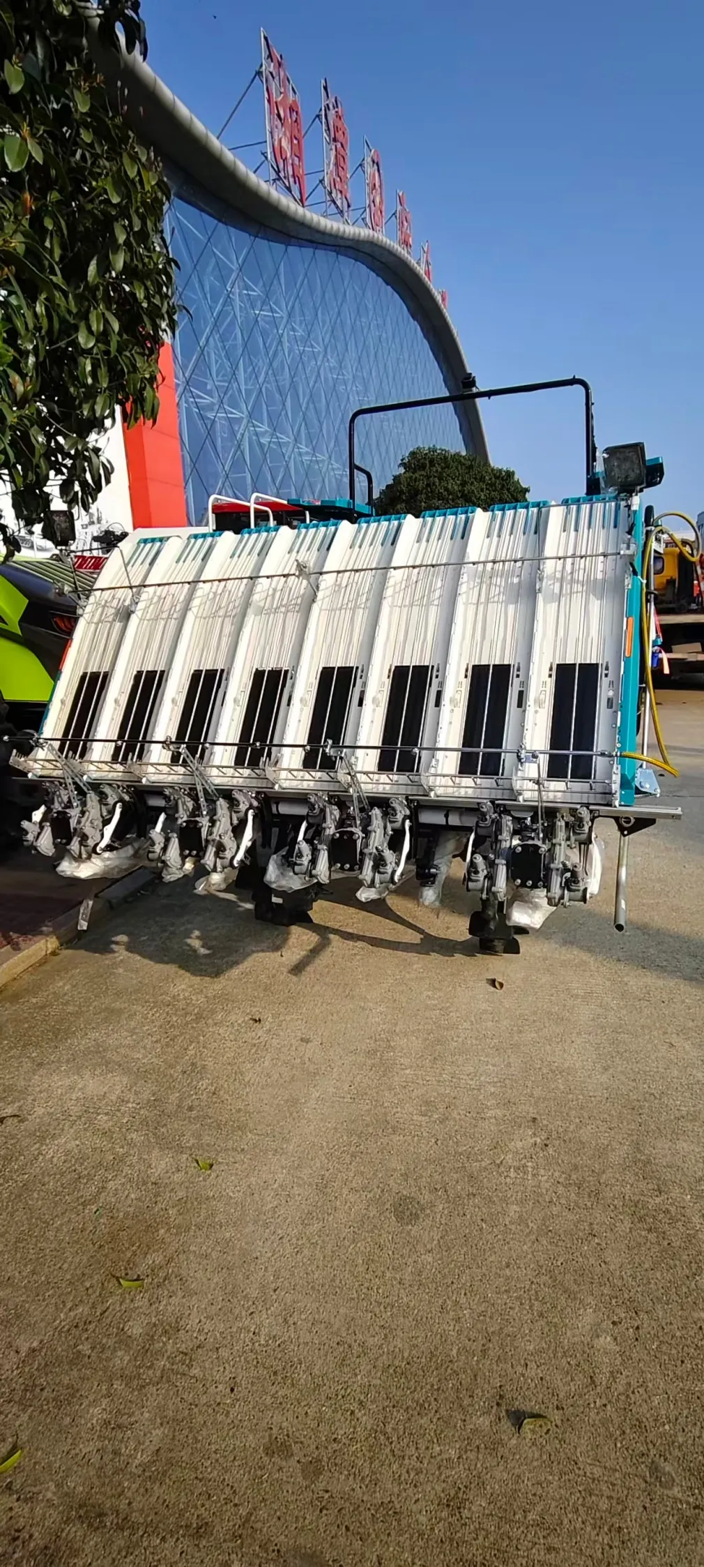 Rice&nbsp;Transplanter:&nbsp;High-Efficiency,&nbsp;Lightweight,&nbsp;And&nbsp;Labor-Saving&nbsp;Model&nbsp;For&nbsp;Agricultural&nbsp;Use