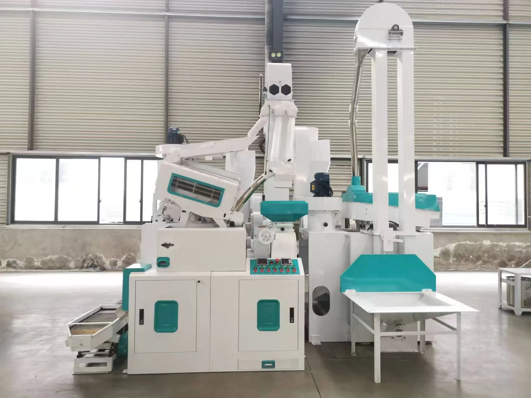 Rice&nbsp;Milling&nbsp;Production&nbsp;Line,&nbsp;Multi-Functional&nbsp;Set,&nbsp;Suitable&nbsp;For&nbsp;Both&nbsp;Home&nbsp;And&nbsp;Commercial&nbsp;Use